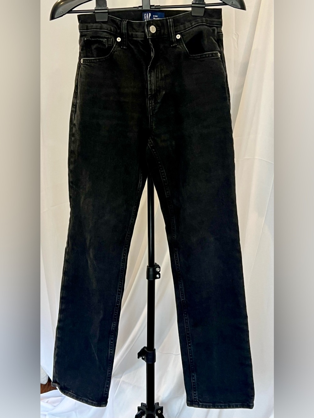 GAP Women’s 90s Straight Jeans-High Rise